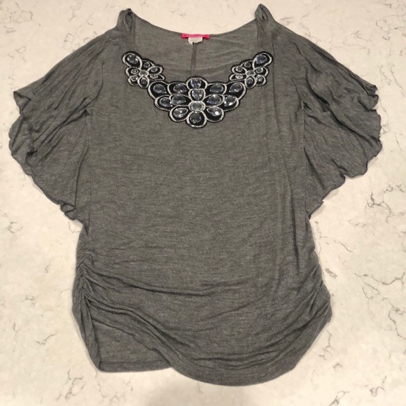 Flirty blouse with eye catching bling from Body Central - Picture 3 of 5